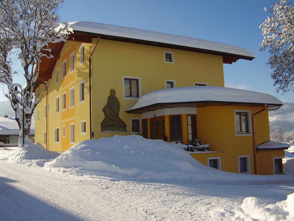 Hotel Pension Barbara Санкт-Мартин-ам-Тенненгебирге Экстерьер фото